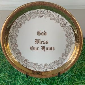 Gorgeous Vintage Eastern China Harkerware 22k gold trimmed plate, EUC